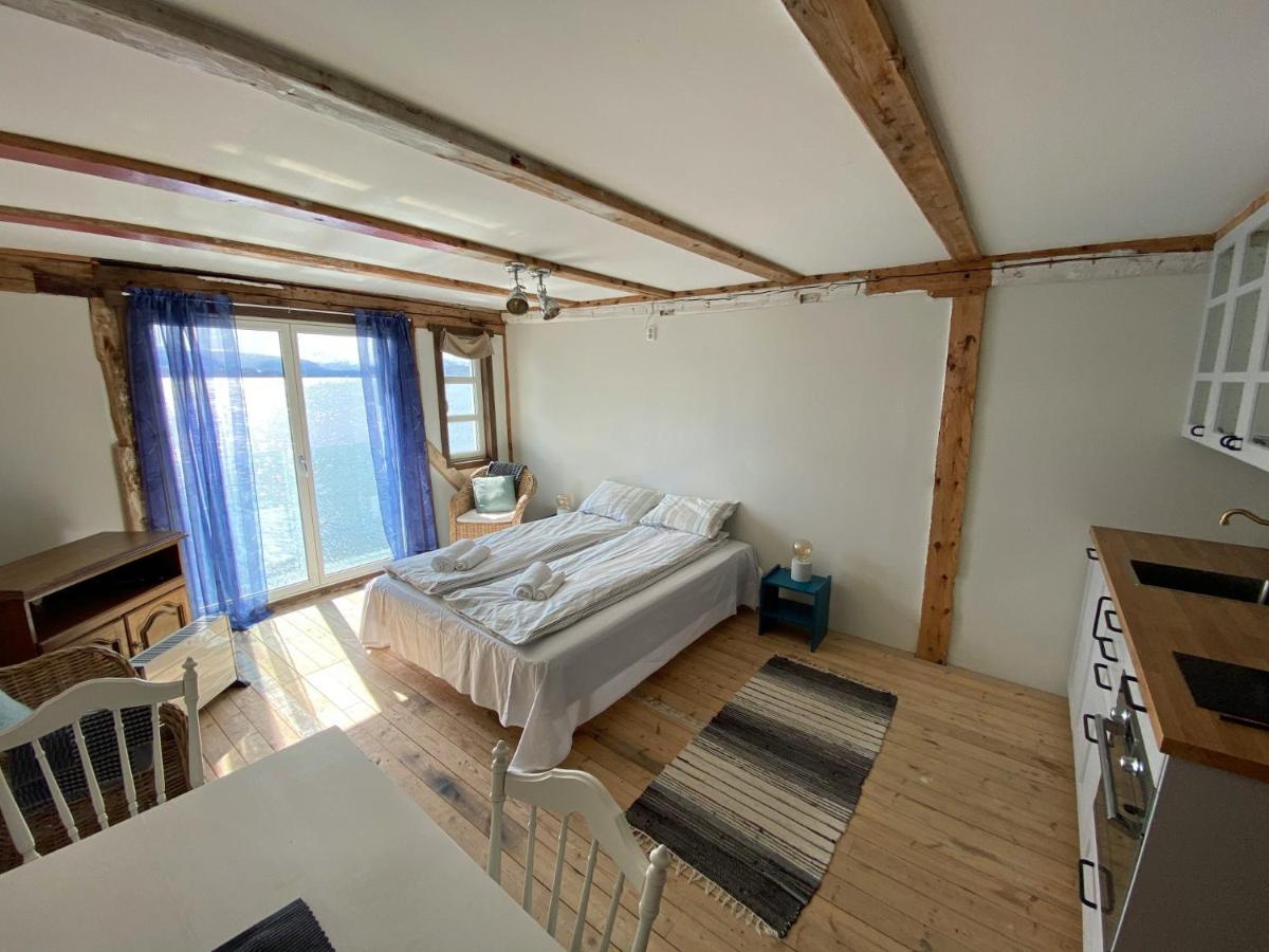 Sveggvika Guesthouse Sveggen Exteriör bild